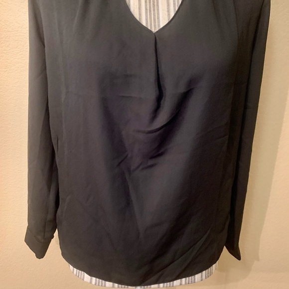 NEW TopShop Blouse 2 Black Semi Sheer V-Neck Long Sleeves Collar Button Cuffs - Picture 3 of 14